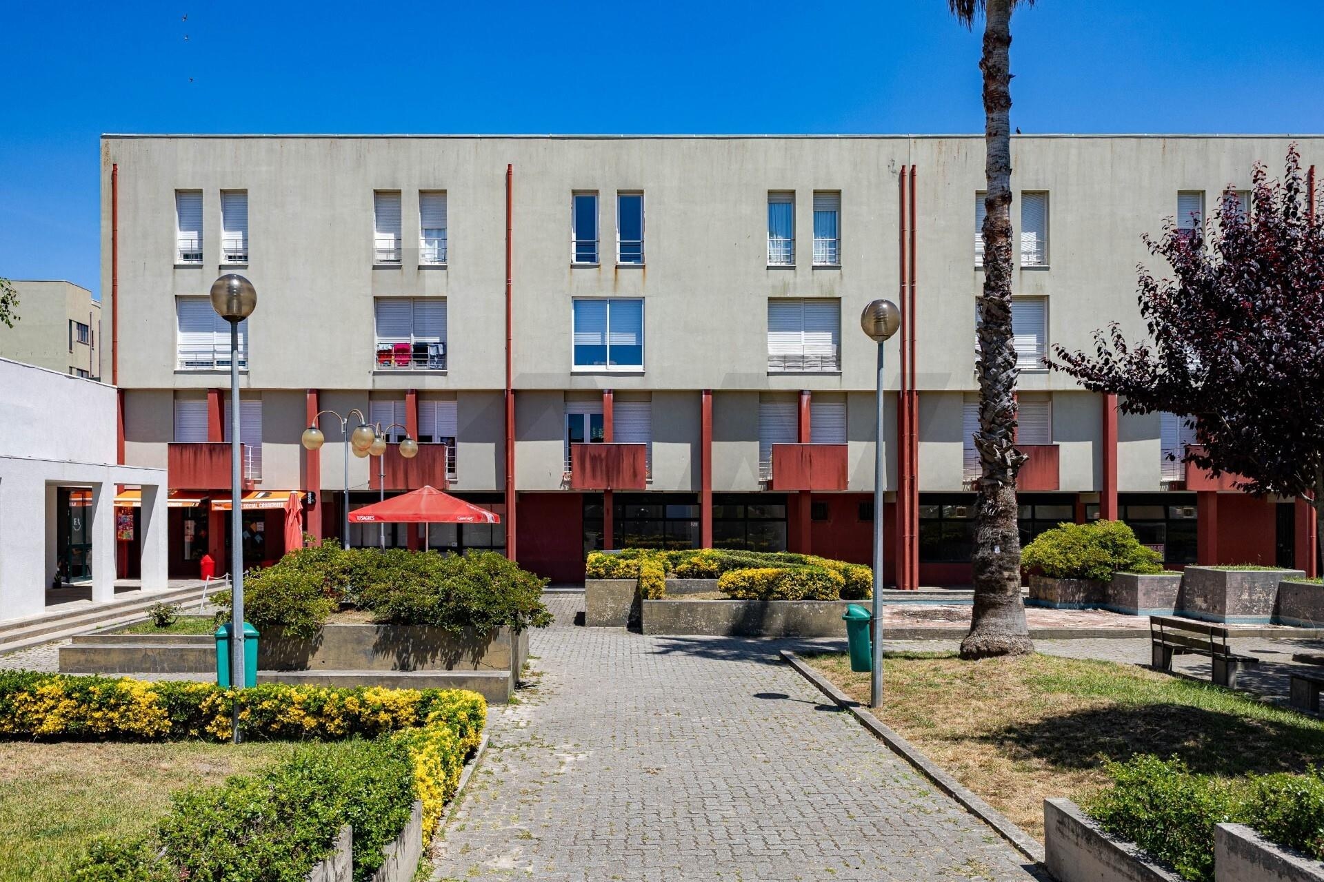 Apartamento T3 à Venda em Matosinhos - Porto - Portugal - 3