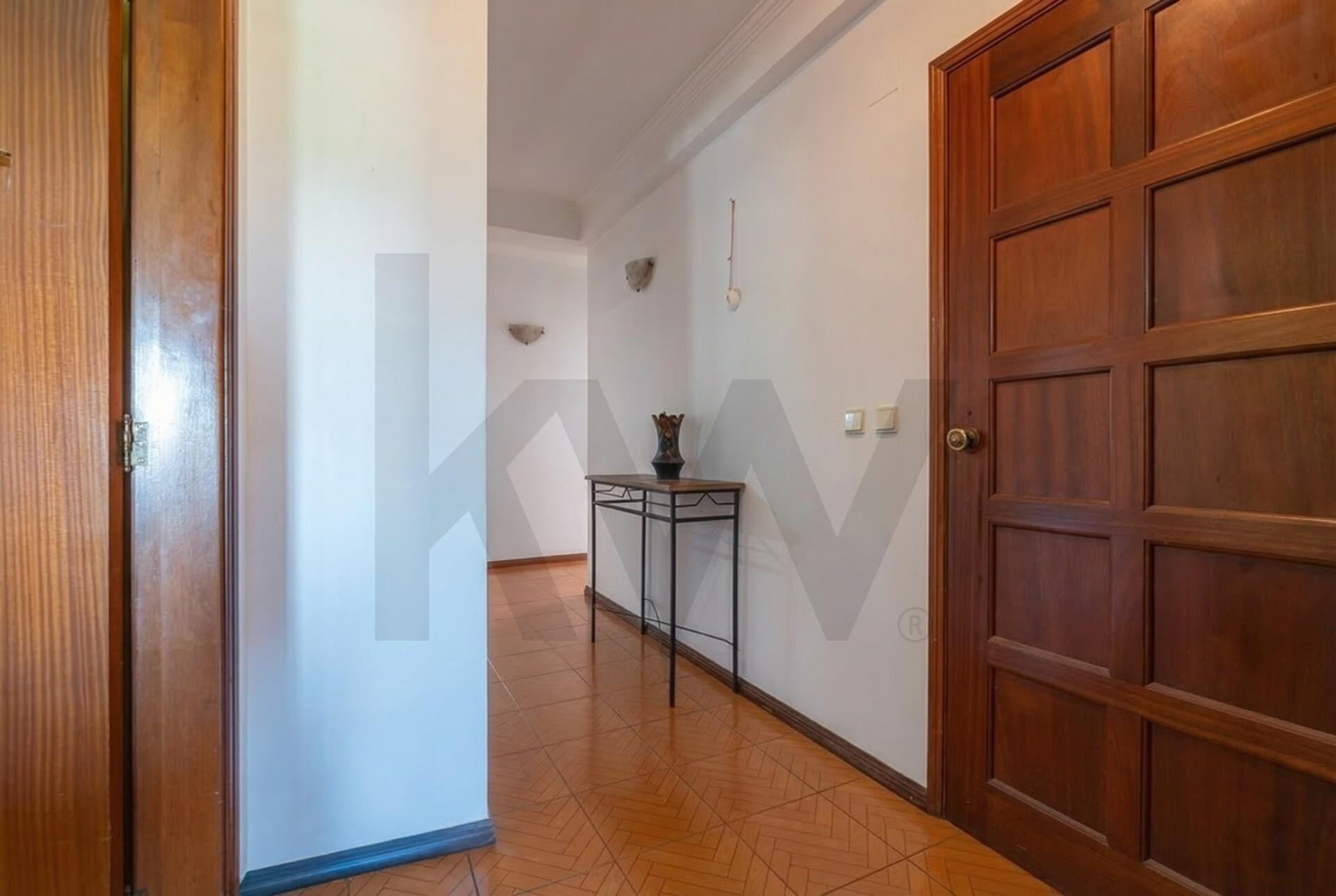 Apartamento T3 à Venda em Mealhada - Aveiro - Portugal - 2