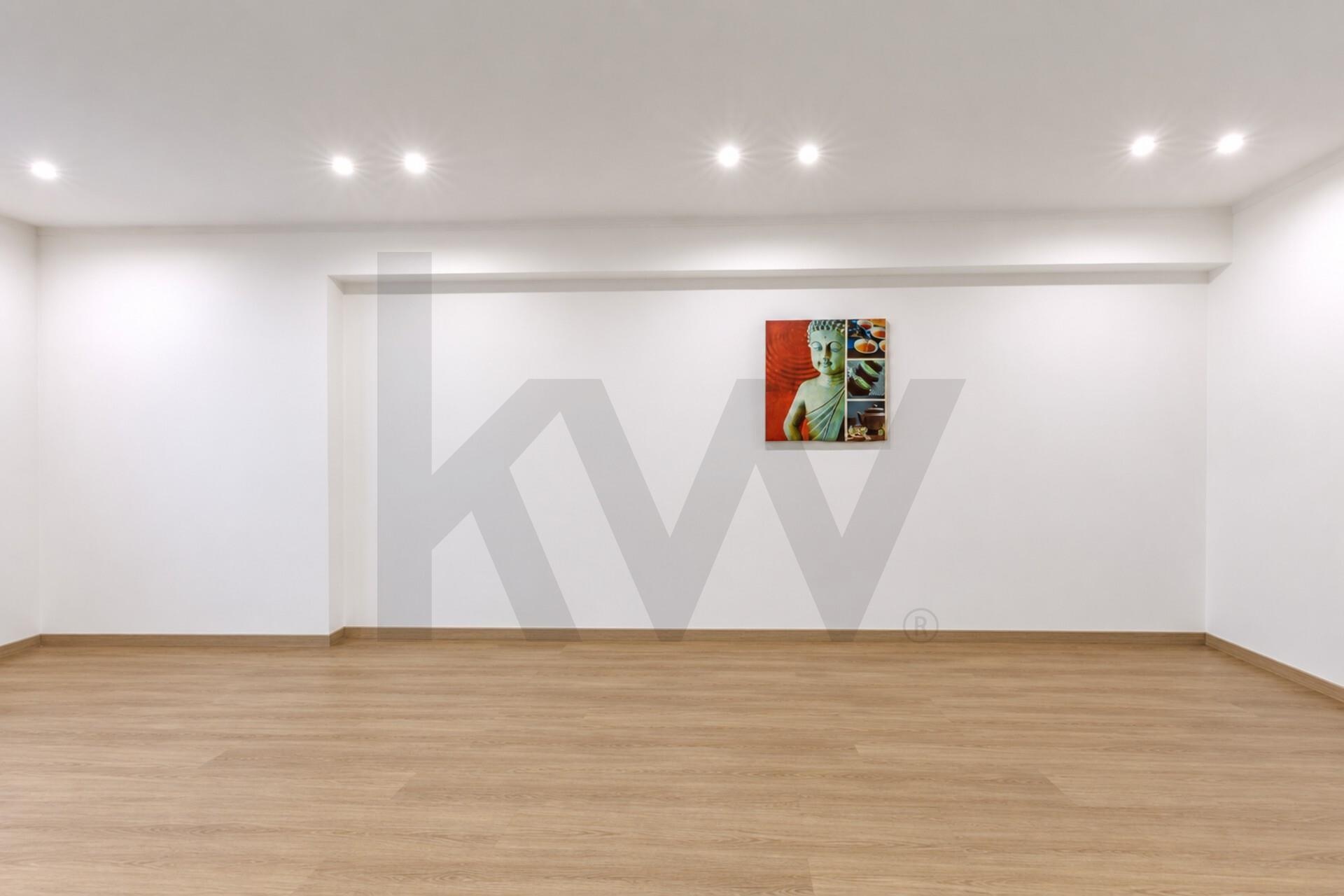 Apartamento T3 à Venda em Mem Martins - Lisboa - Portugal - 8