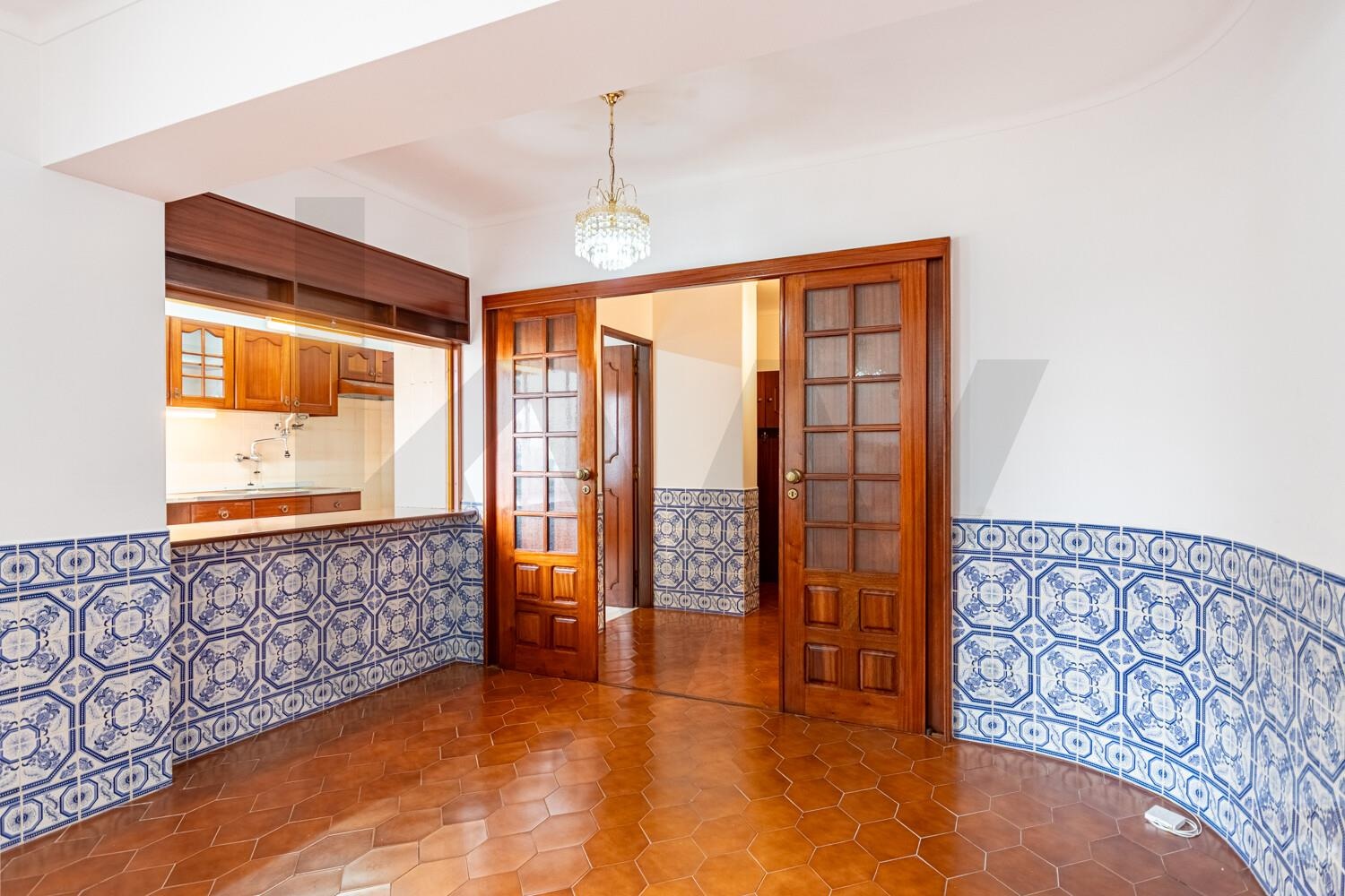 Apartamento T3 à Venda em Mem Martins - Lisboa - Portugal - 5