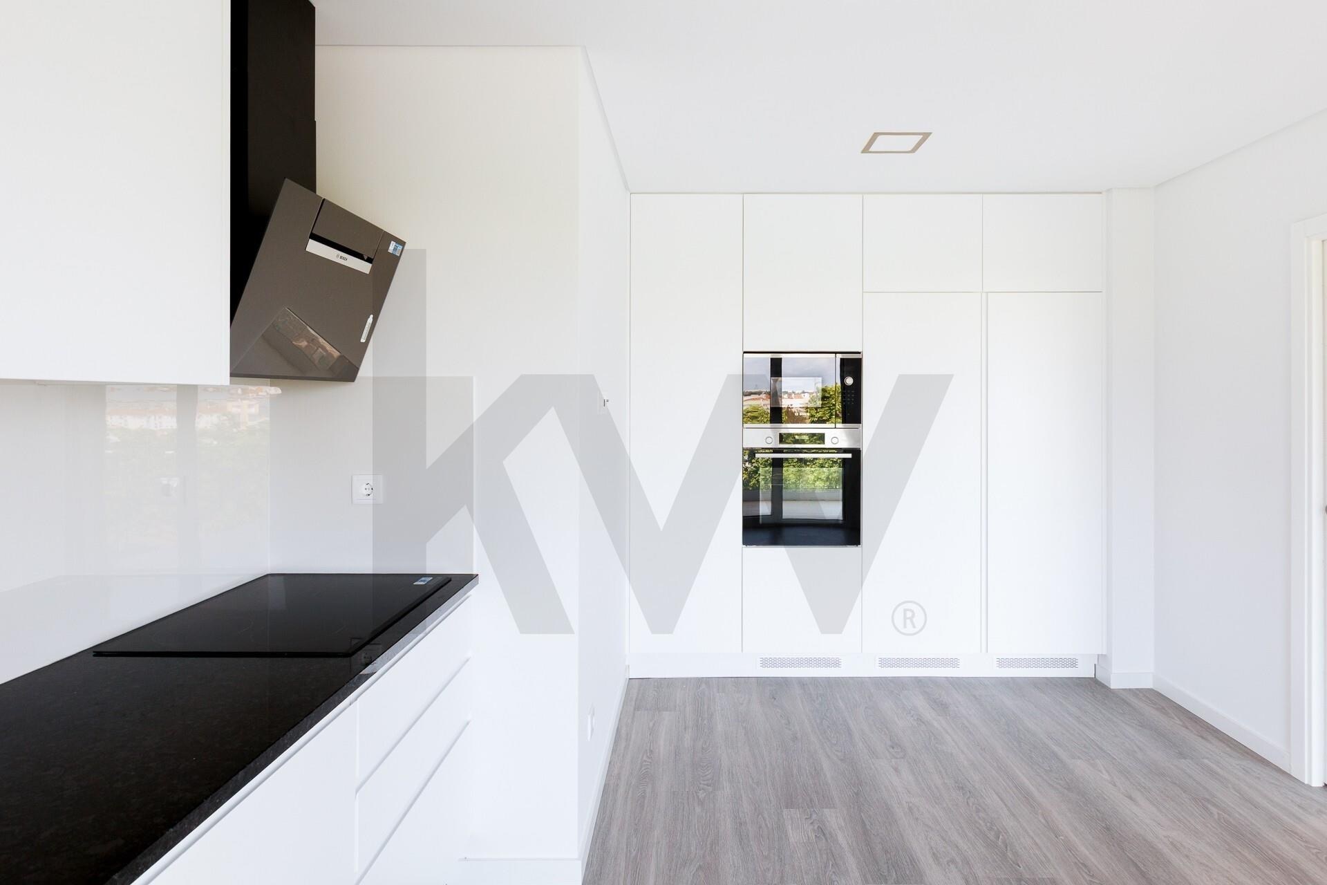 Apartamento T3 à Venda em Montijo - Setúbal - Portugal - 8