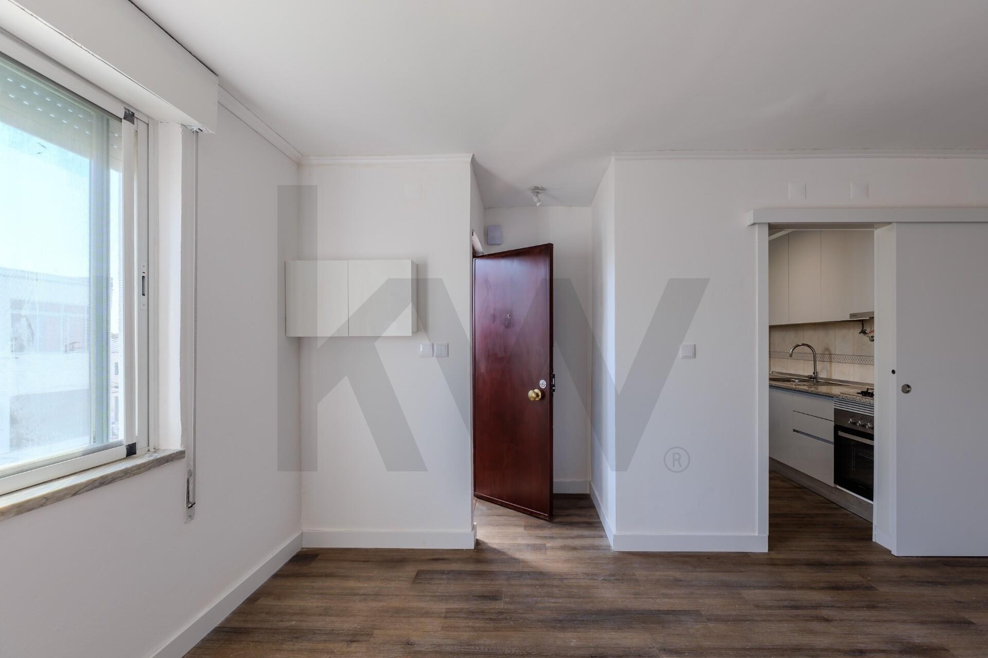 Apartamento T3 à Venda em Montijo - Setúbal - Portugal - 3