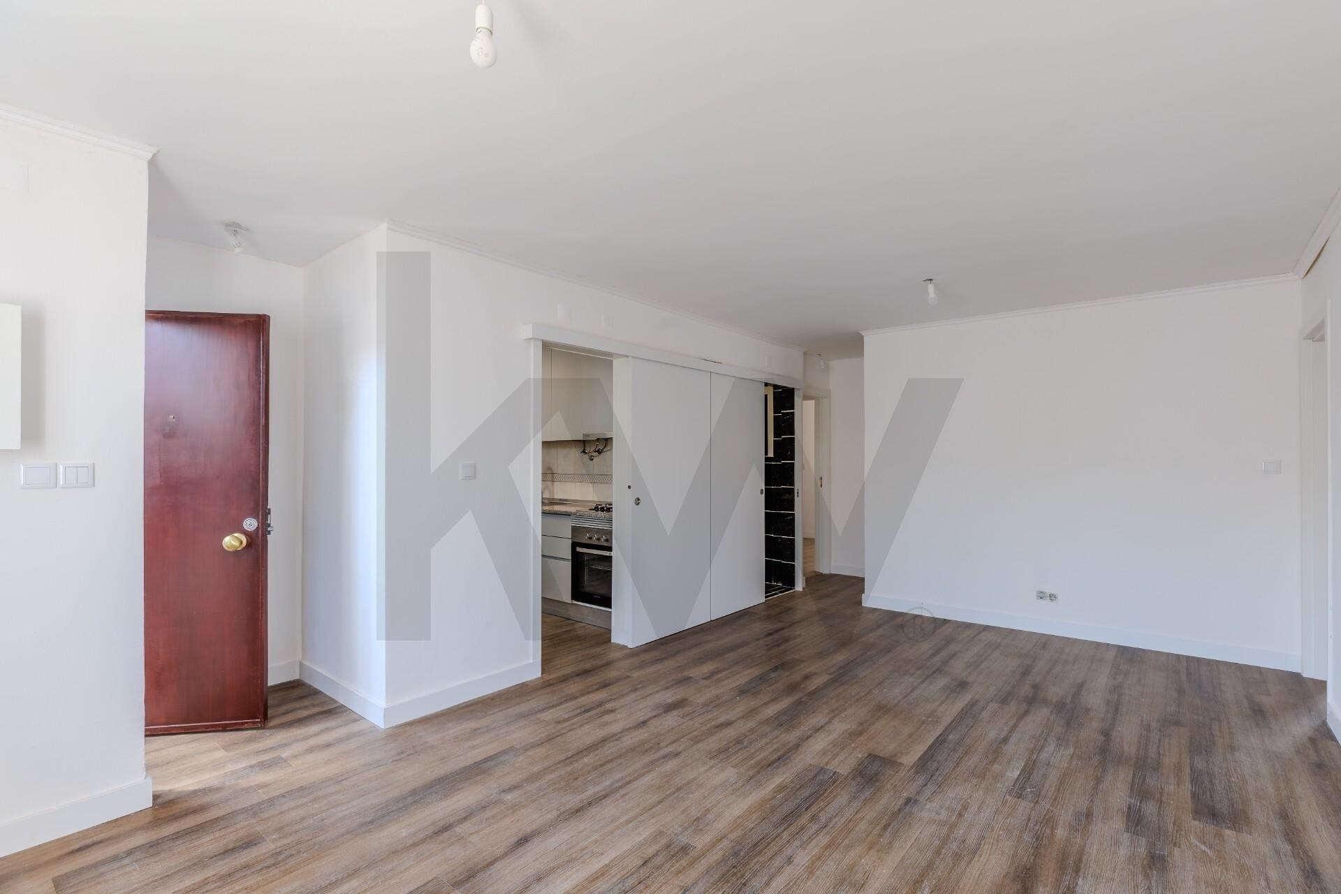 Apartamento T3 à Venda em Montijo - Setúbal - Portugal - 4