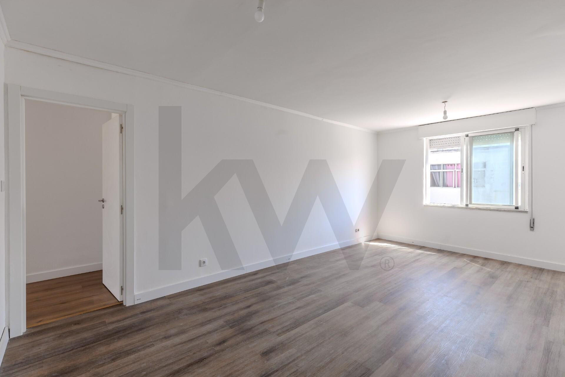 Apartamento T3 à Venda em Montijo - Setúbal - Portugal - 7
