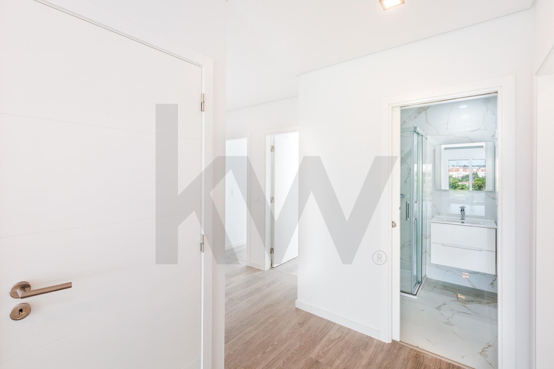 Apartamento T3 à Venda em Montijo - Setúbal - Portugal - 7