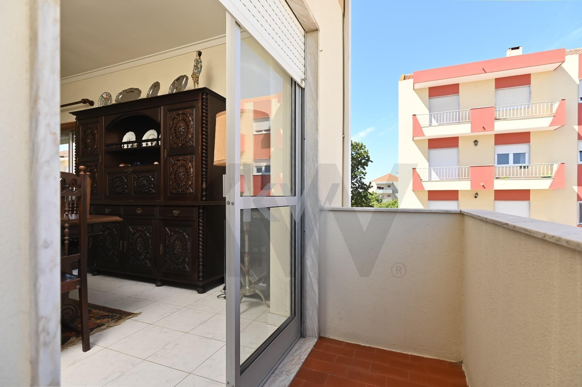 Apartamento T3 à Venda em Montijo - Setúbal - Portugal - 4