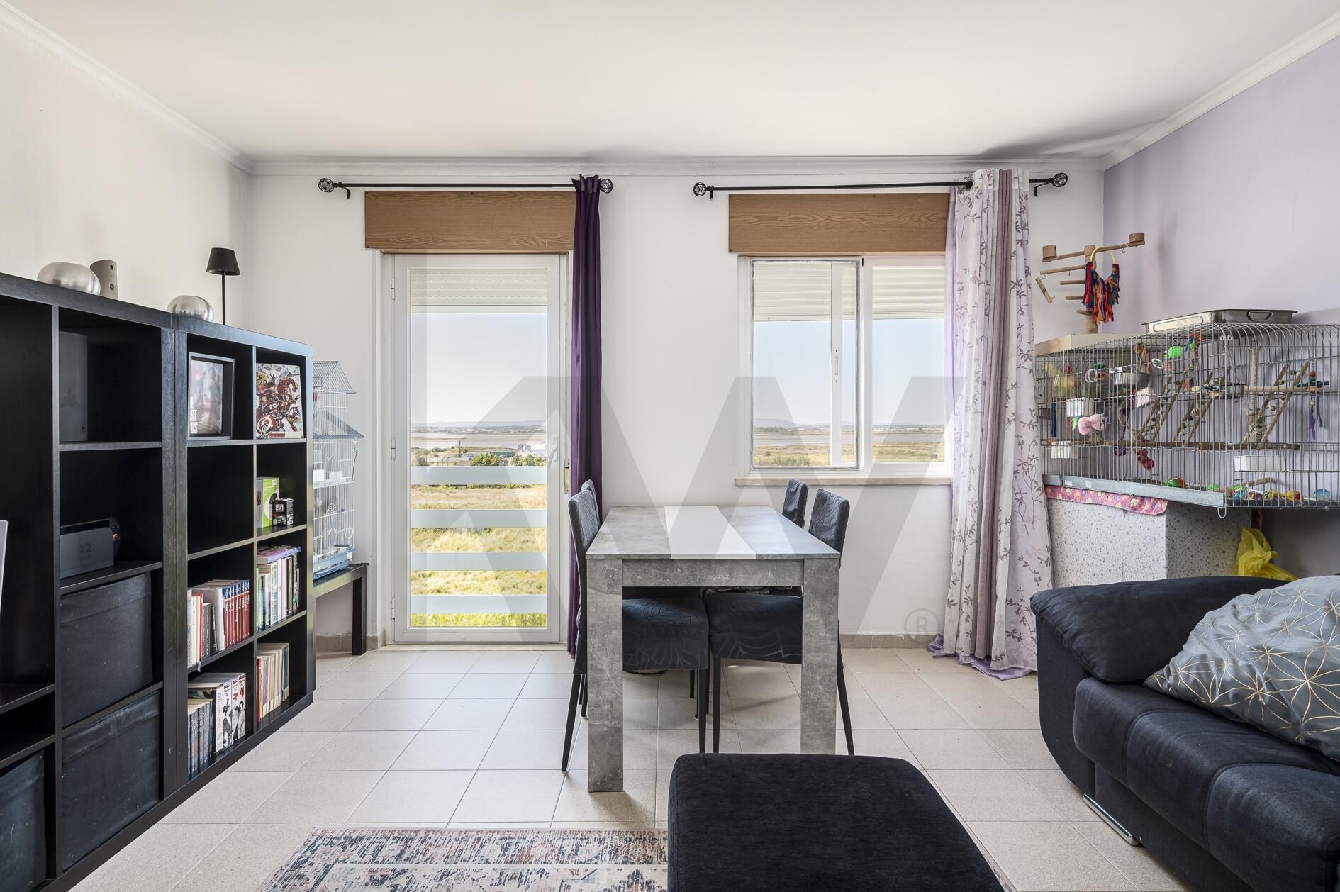 Apartamento T3 à Venda em Montijo - Setúbal - Portugal - 2
