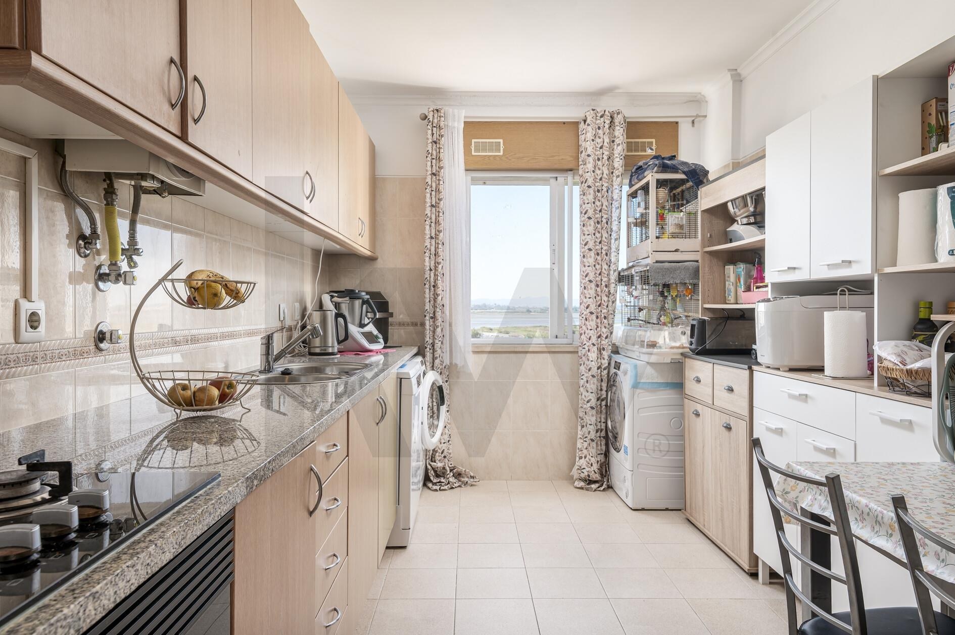Apartamento T3 à Venda em Montijo - Setúbal - Portugal - 8