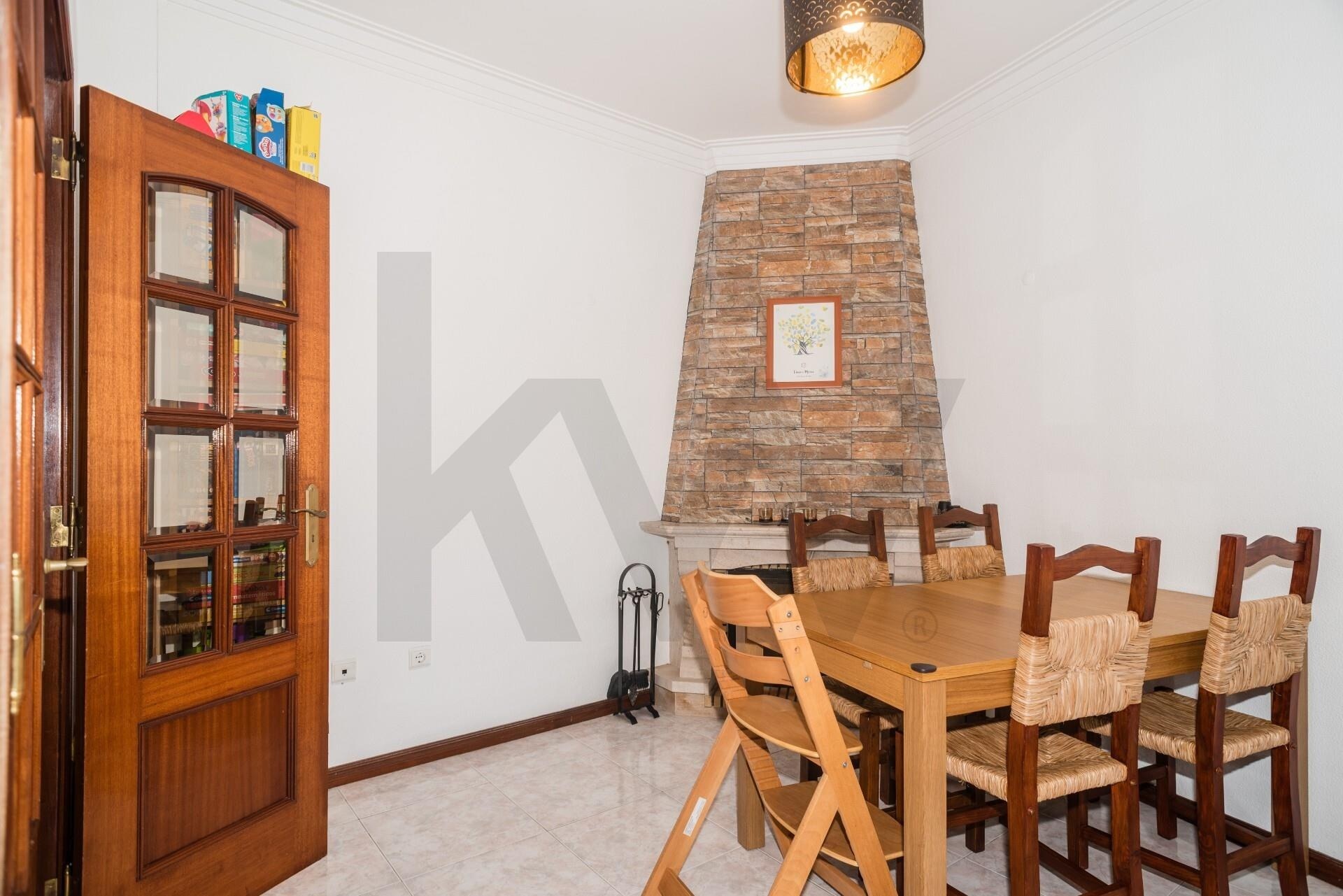 Apartamento T3 à Venda em Montijo - Setúbal - Portugal - 4