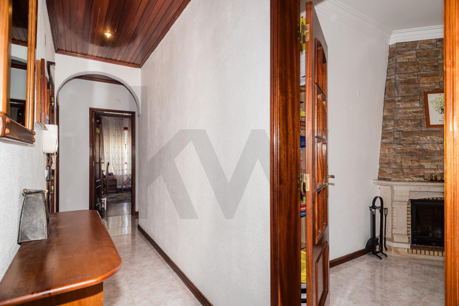 Apartamento T3 à Venda em Montijo - Setúbal - Portugal - 8