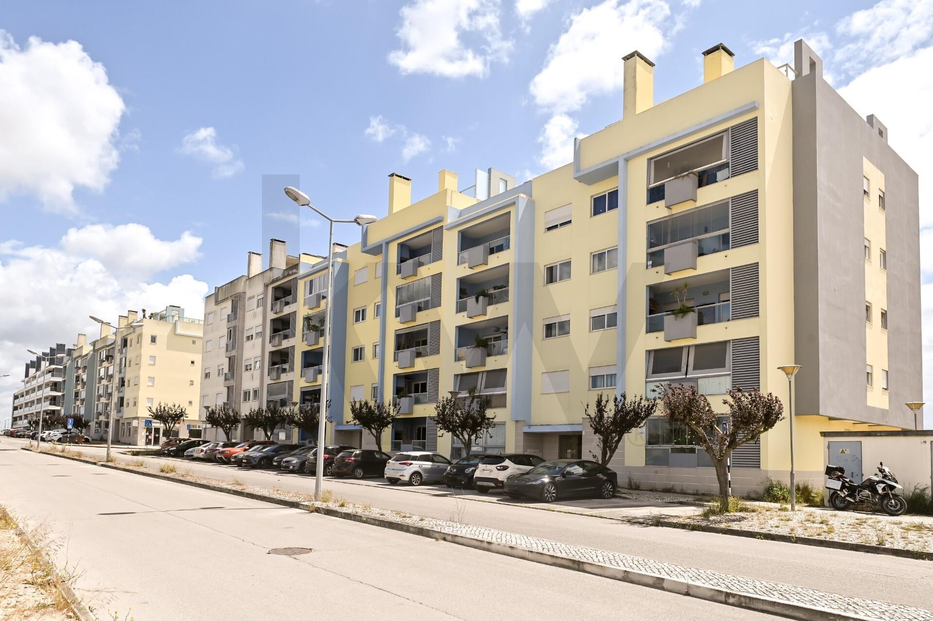 Apartamento T3 à Venda em Montijo - Setúbal - Portugal - 2