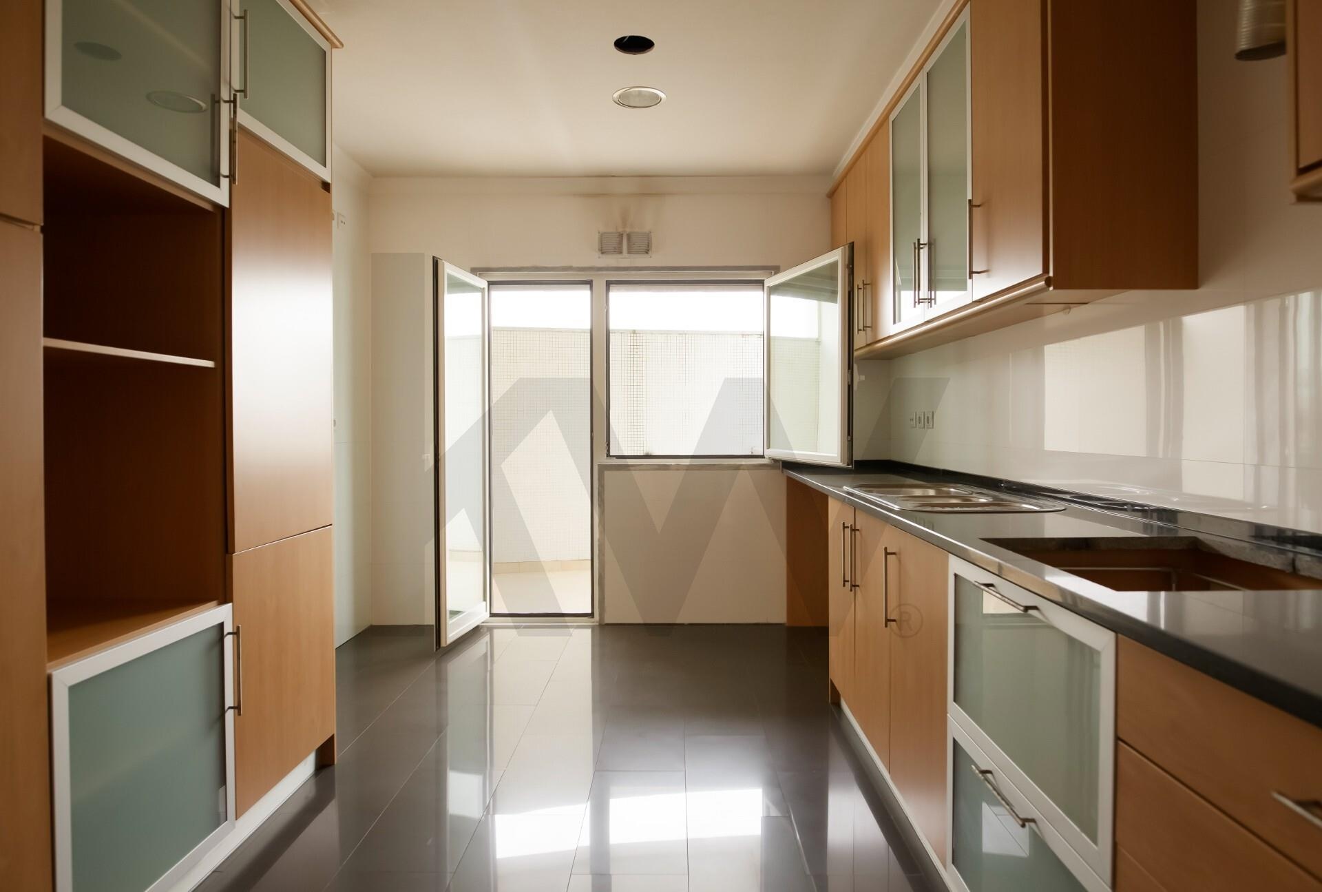 Apartamento de 3 dormitorios en venta en Oeiras - Lisboa - Portugal - 7