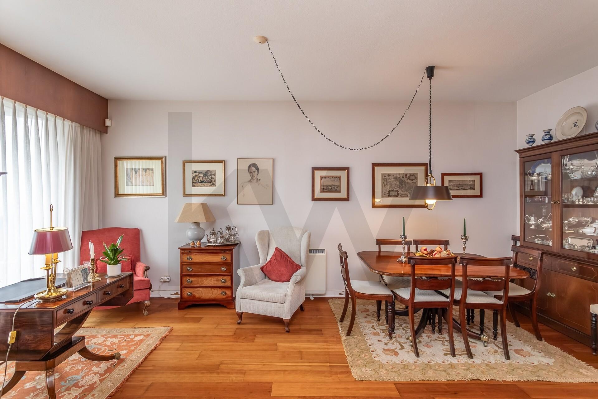 Apartamento T3 à Venda em Oeiras - Lisboa - Portugal - 6