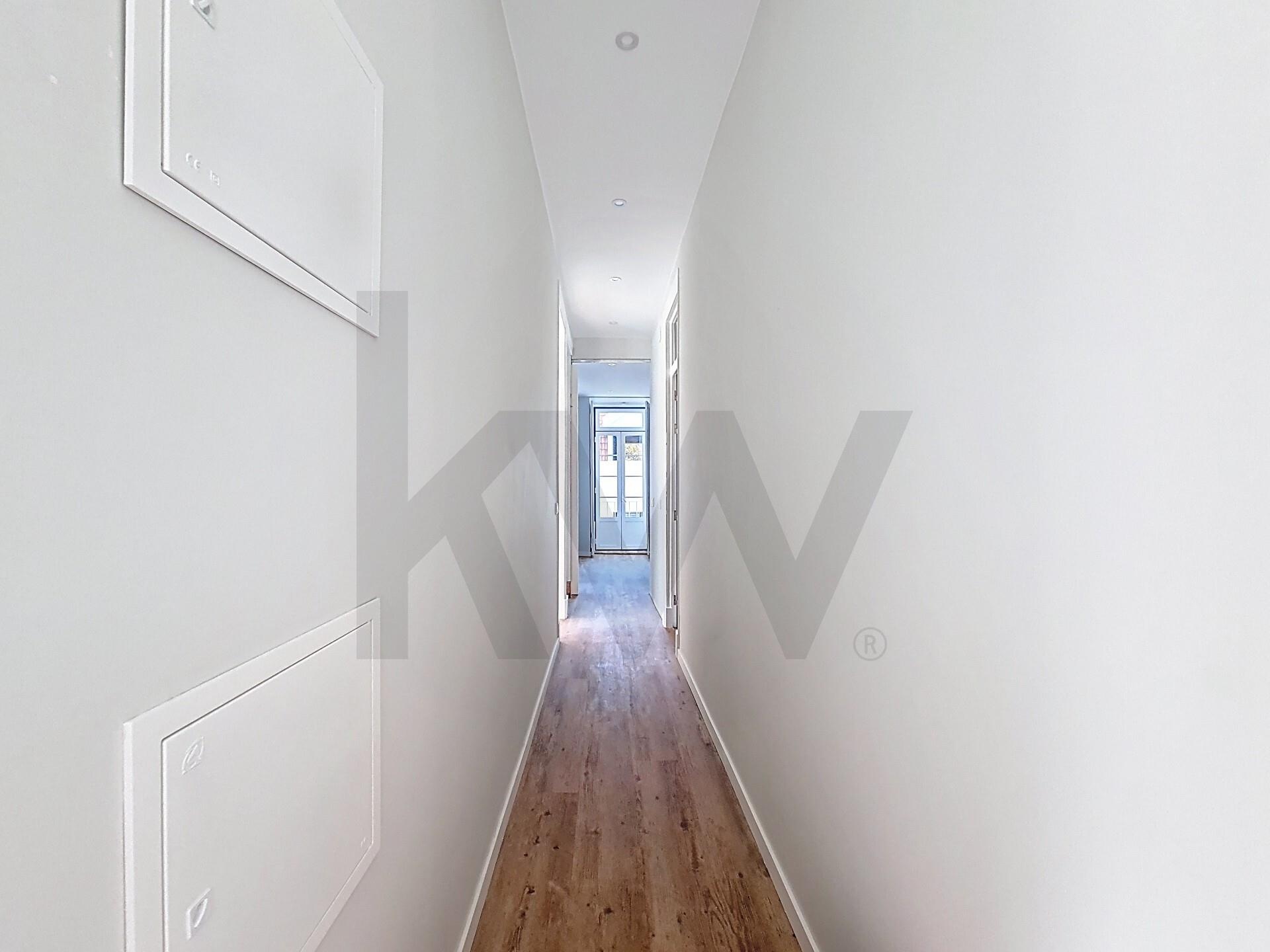 Apartamento T3 à Venda em Oeiras - Lisboa - Portugal - 4