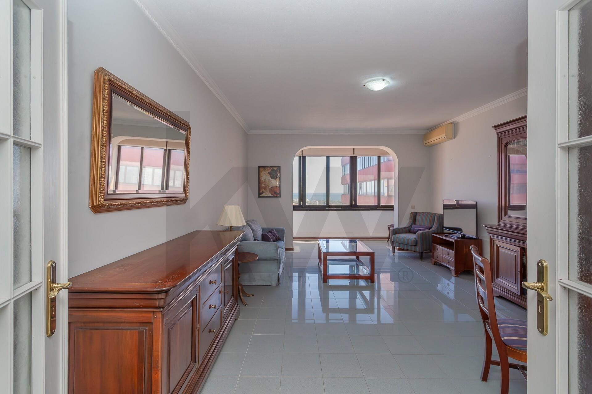 Apartamento T3 à Venda em Oeiras - Lisboa - Portugal - 5
