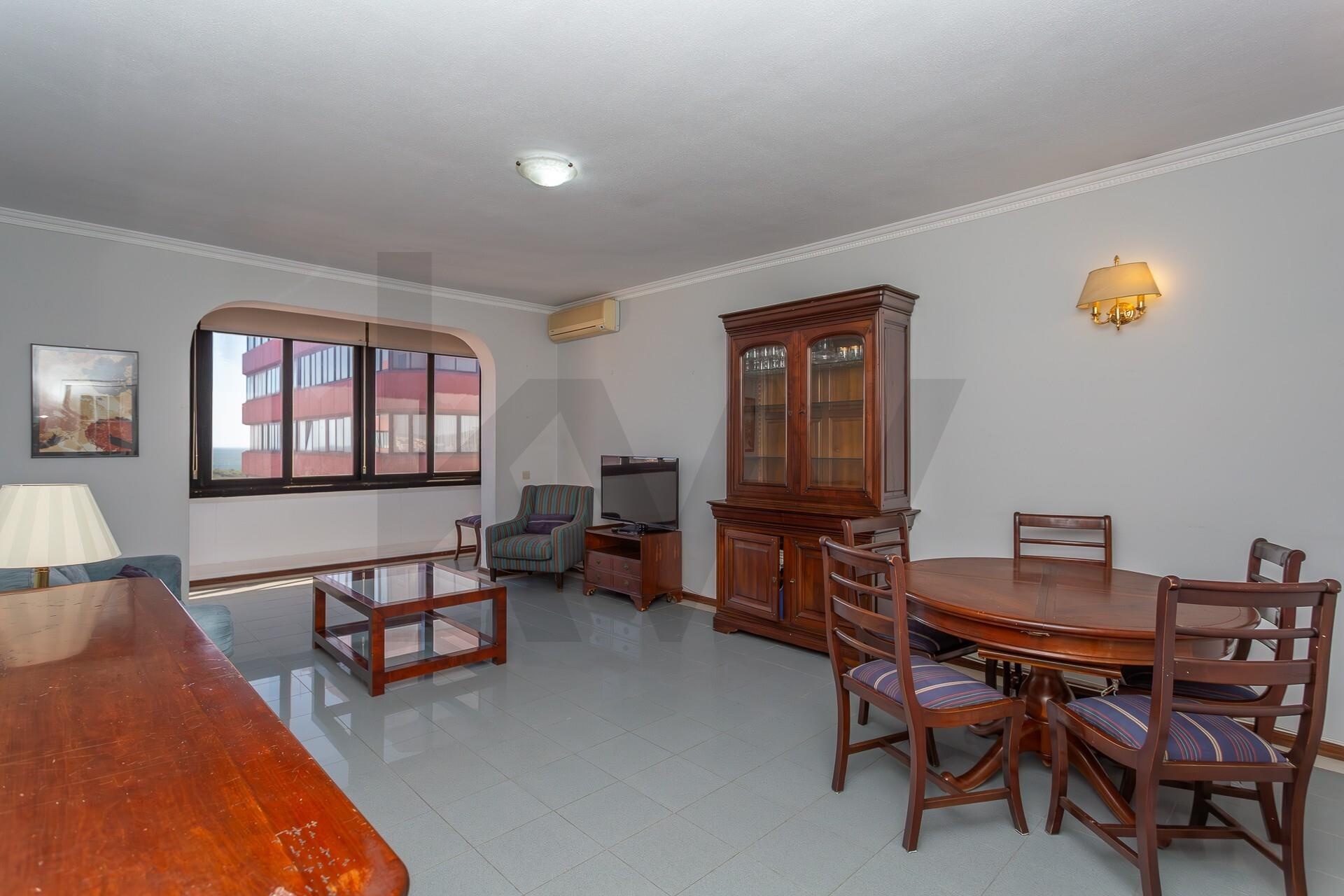 Apartamento T3 à Venda em Oeiras - Lisboa - Portugal - 6