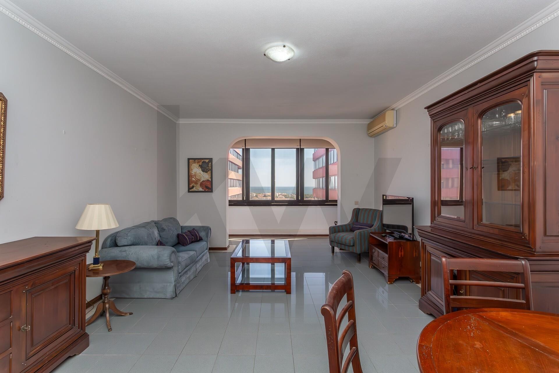 Apartamento T3 à Venda em Oeiras - Lisboa - Portugal - 7