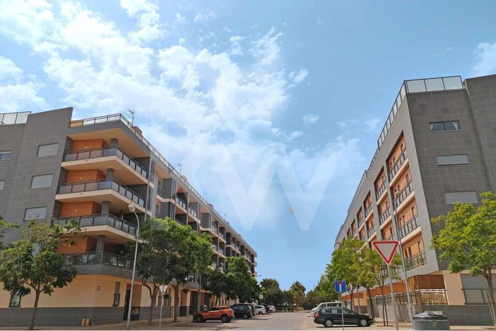 Apartamento T3 na Planta à Venda em Olhão - Algarve - Portugal - 2