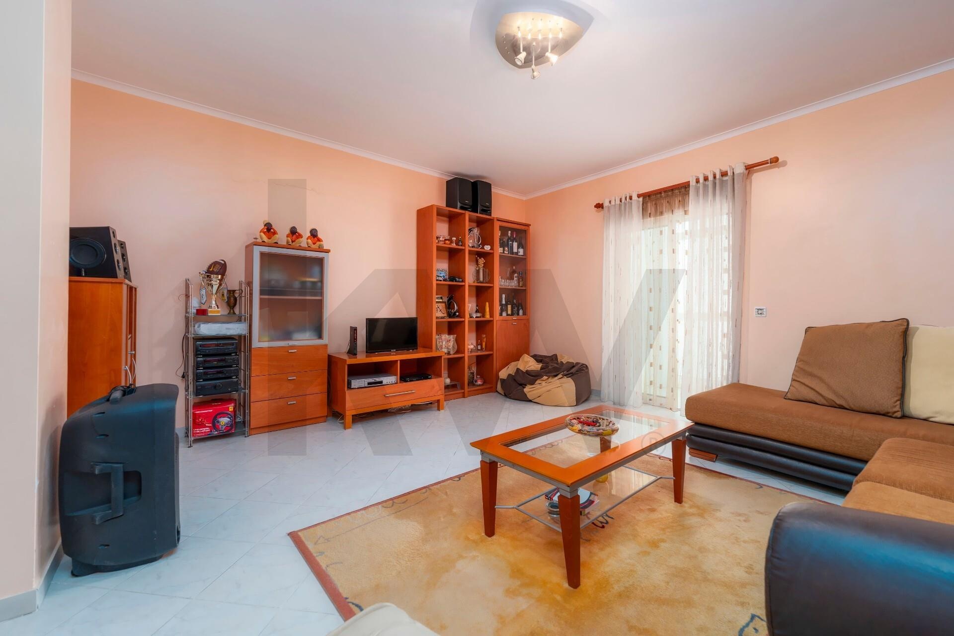 Apartamento T3 à Venda em Olhão - Algarve - Portugal - 3