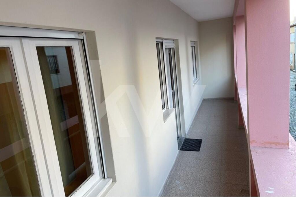 Apartamento T3 à Venda em Porto - Portugal - 1