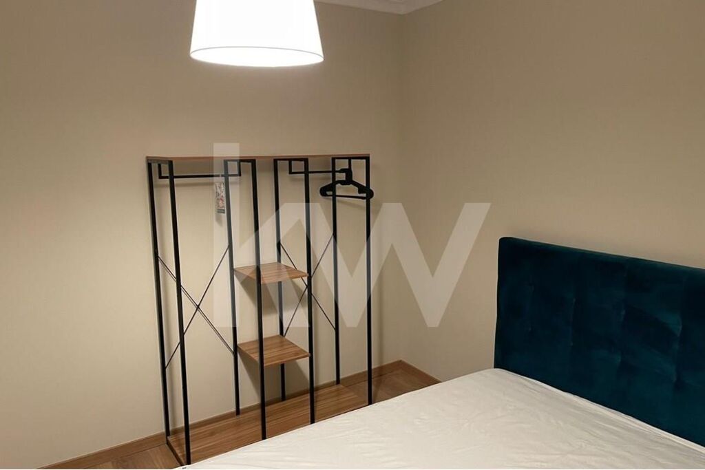 Apartamento T3 à Venda em Porto - Portugal - 2