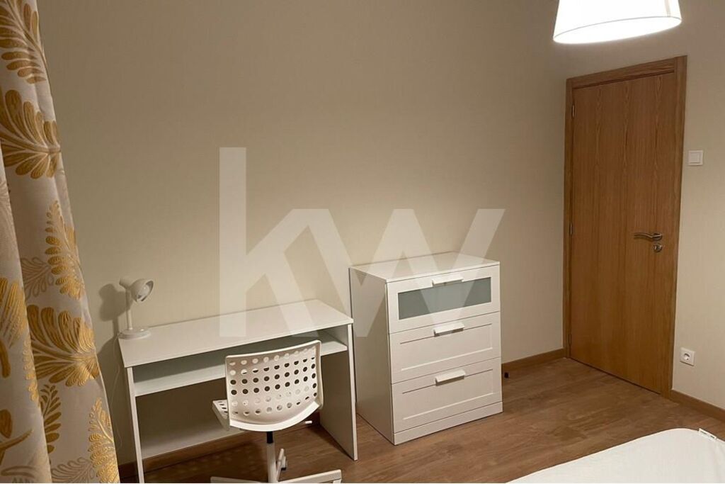 Apartamento T3 à Venda em Porto - Portugal - 3