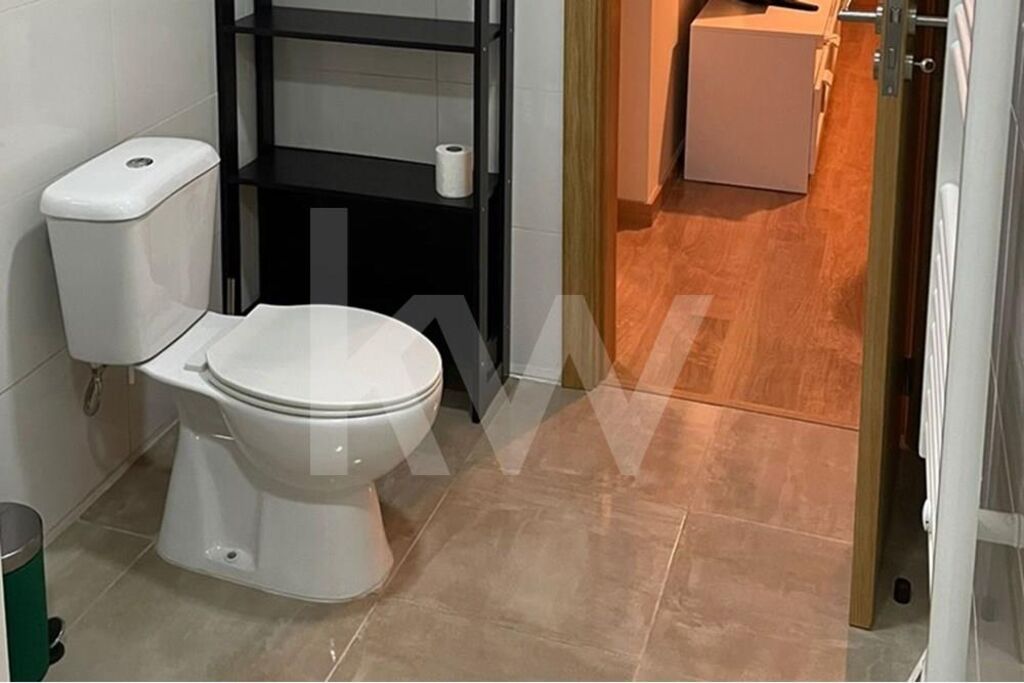 Apartamento T3 à Venda em Porto - Portugal - 8
