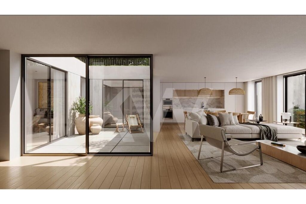 Apartamento T3 na Planta à Venda em Porto - Portugal - 3