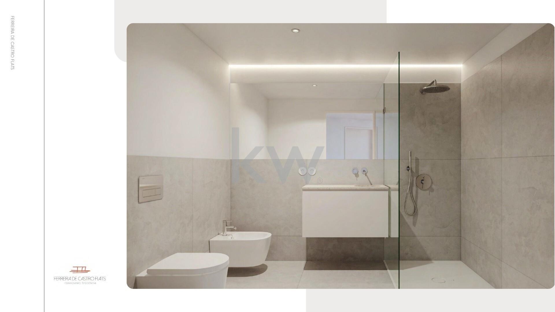 Apartamento T3 na Planta à Venda em Porto - Portugal - 4