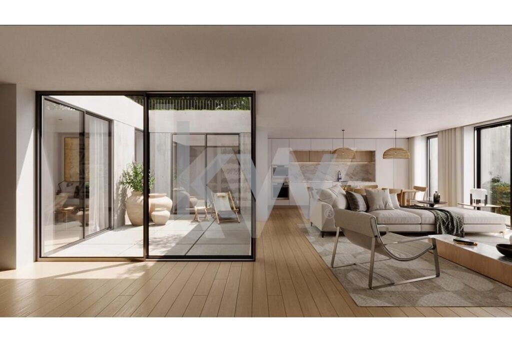 Apartamento T3 na Planta à Venda em Porto - Portugal - 3