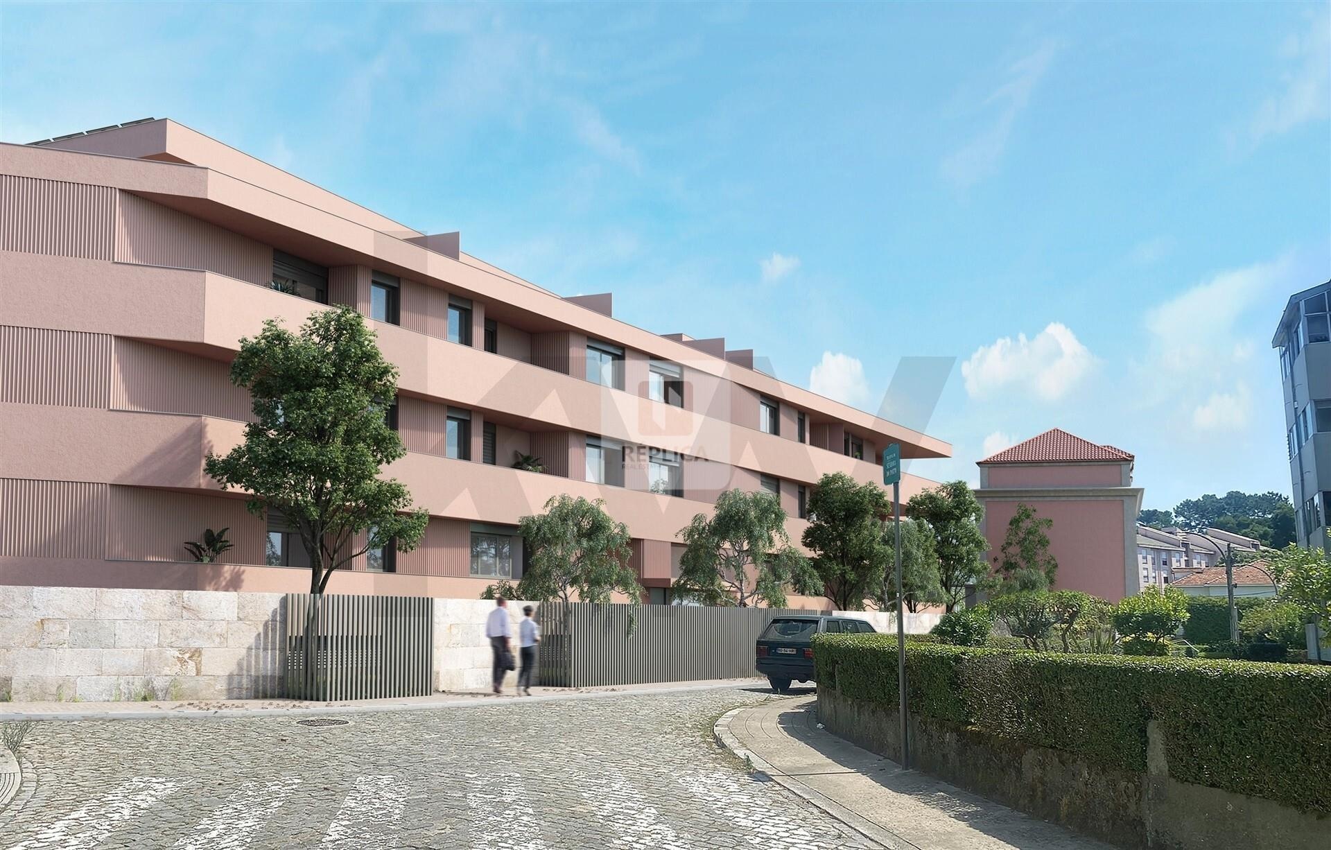 Apartamento T3 na Planta à Venda em Porto - Portugal - 2