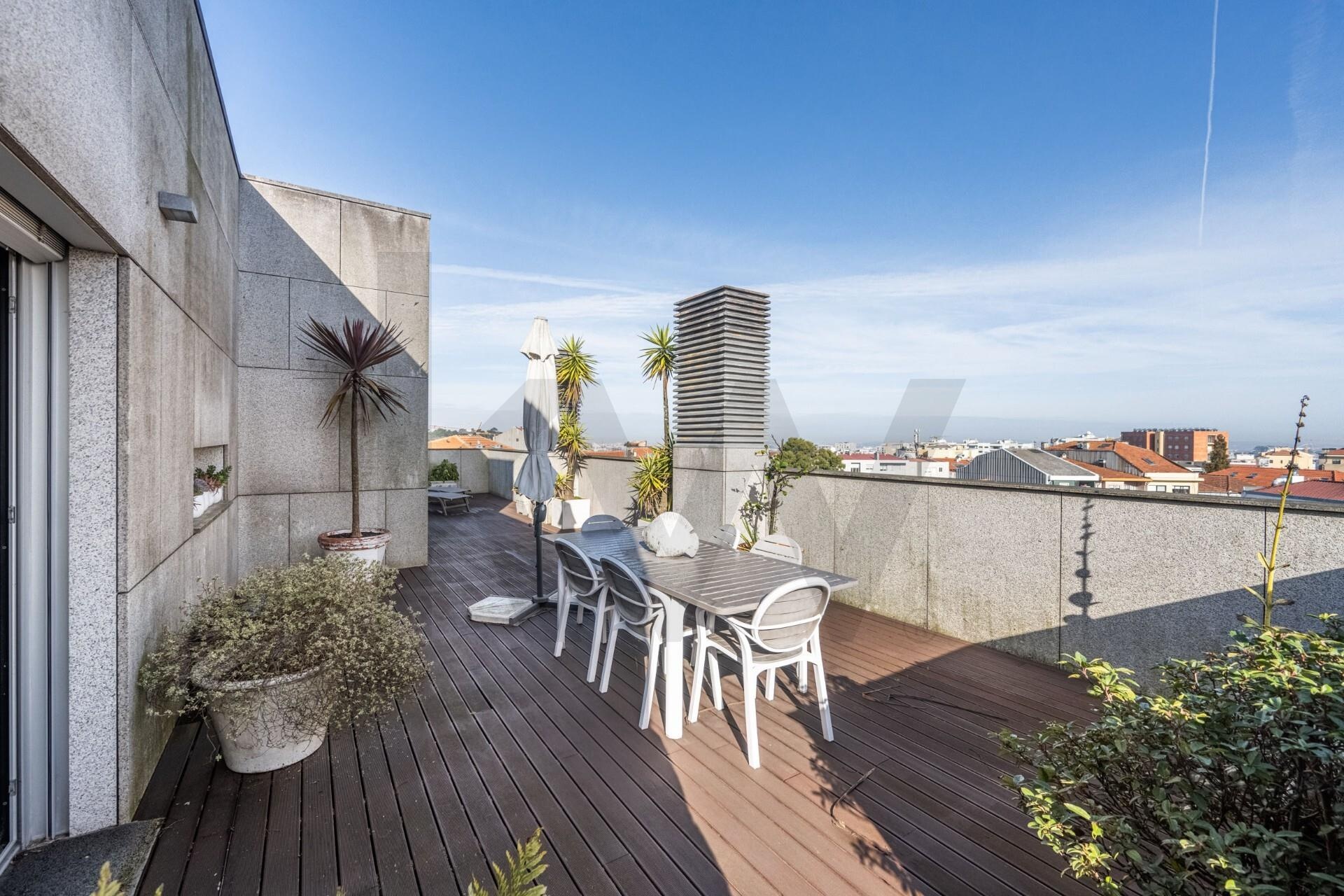 Apartamento T3 à Venda em Porto - Portugal - 3