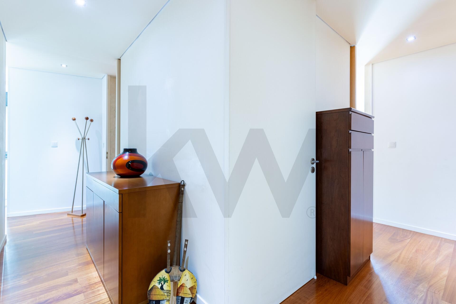 Apartamento T3 à Venda em Porto - Portugal - 4
