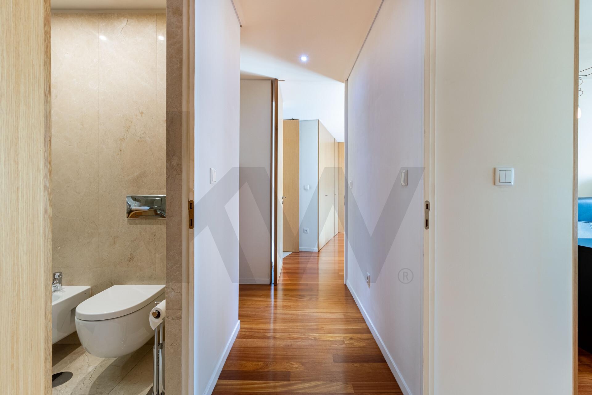 Apartamento T3 à Venda em Porto - Portugal - 7