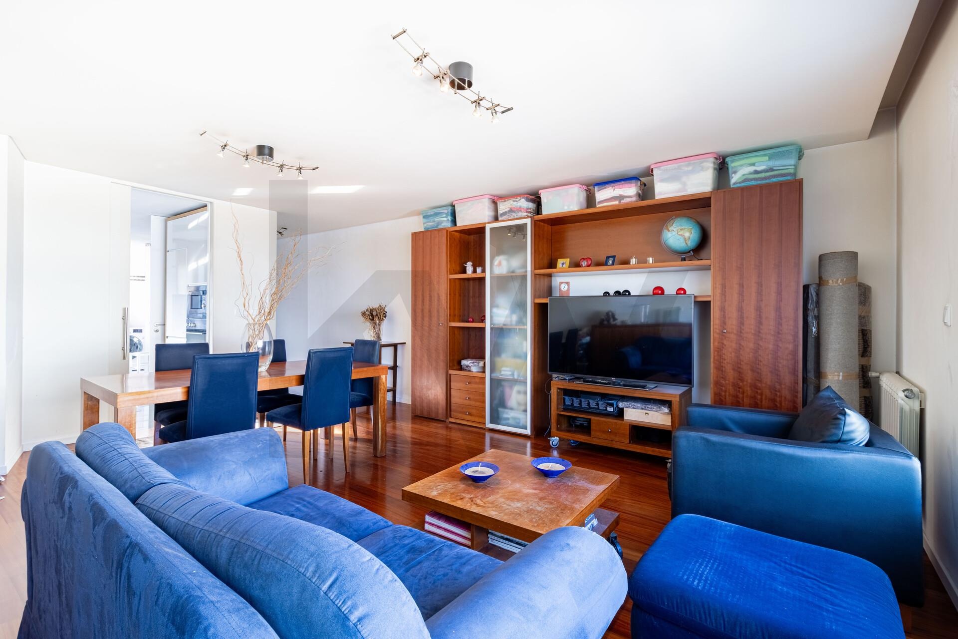 Apartamento T3 à Venda em Porto - Portugal - 8