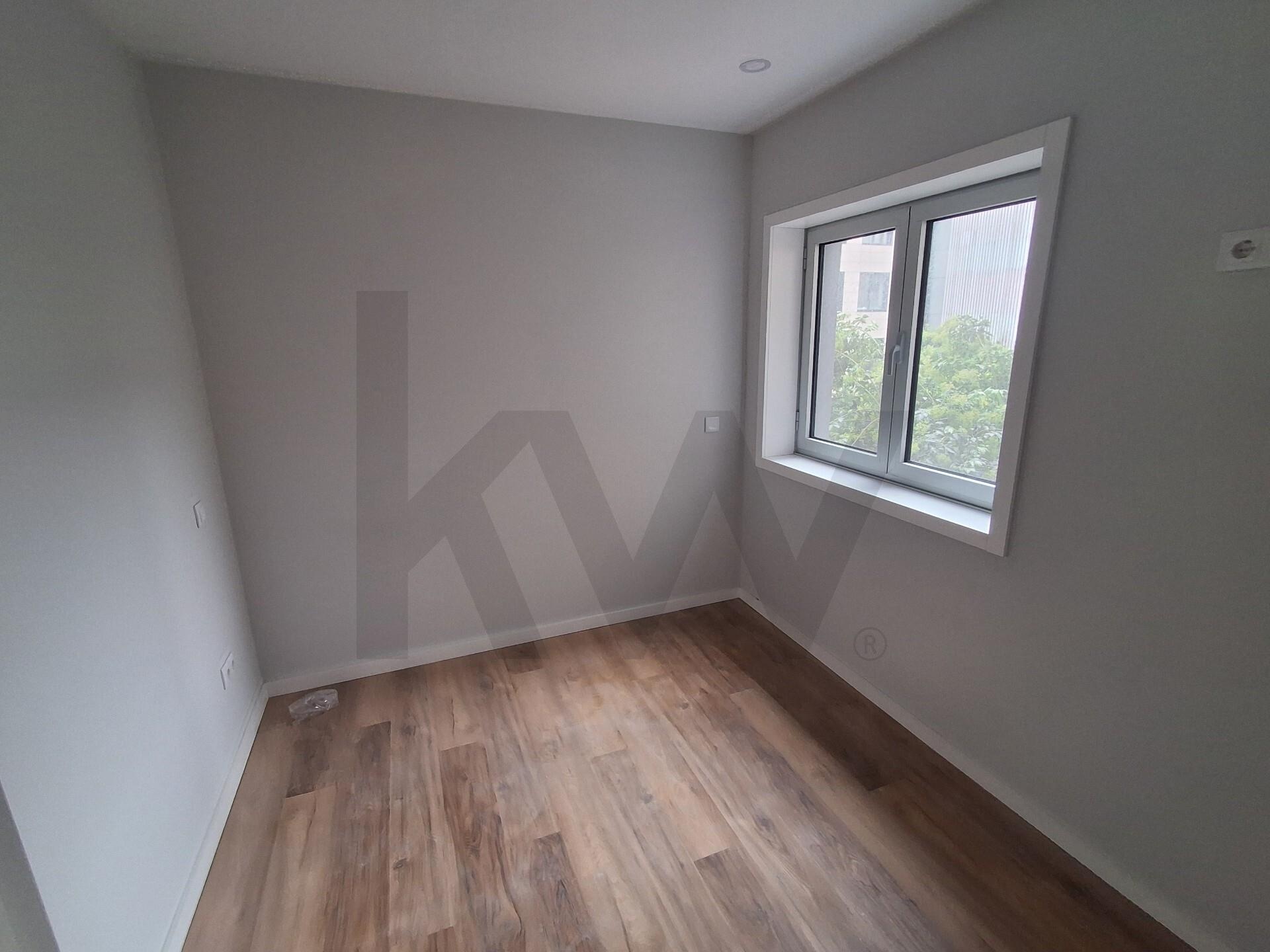 Apartamento T3 à Venda em Porto - Portugal - 5