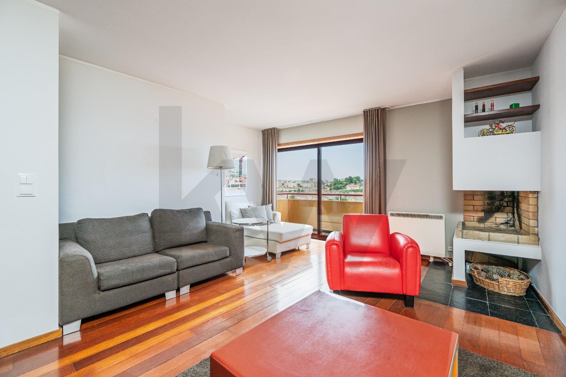 Apartamento T3 à Venda em Porto - Portugal - 8