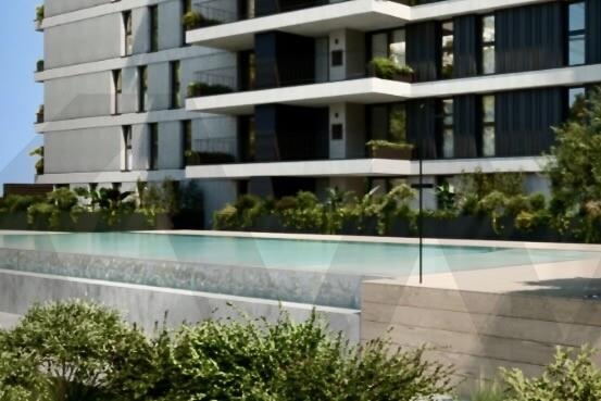 Apartamento T3 na Planta à Venda em Porto - Portugal - 5