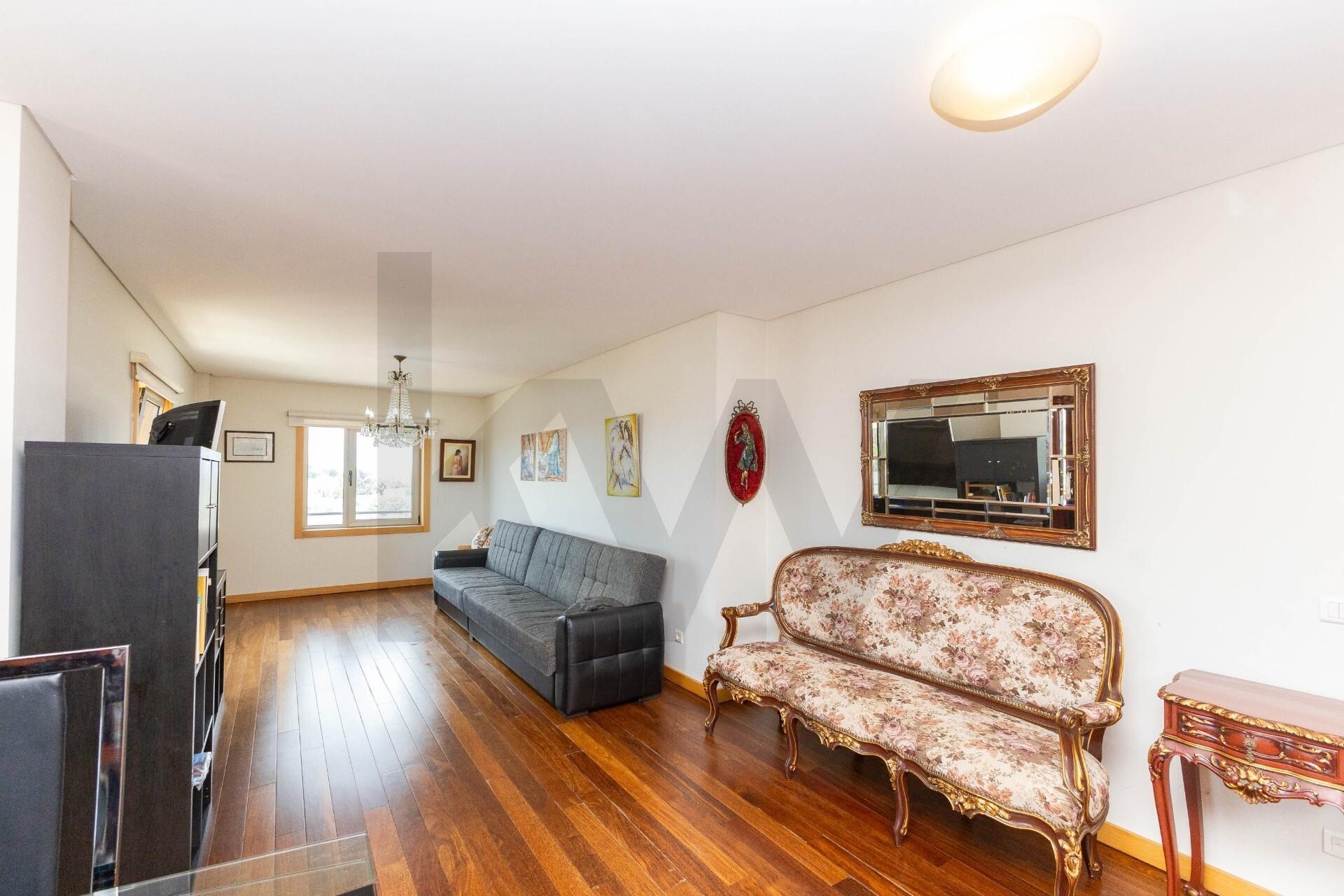 Apartamento T3 à Venda em Porto - Portugal - 5