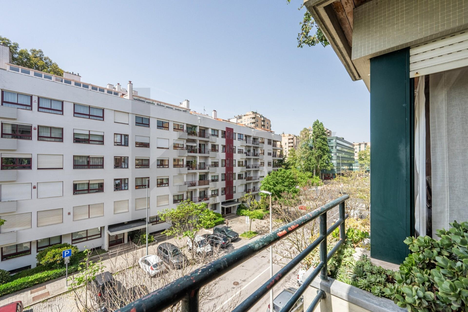 Apartamento T3 à Venda em Porto - Portugal - 4