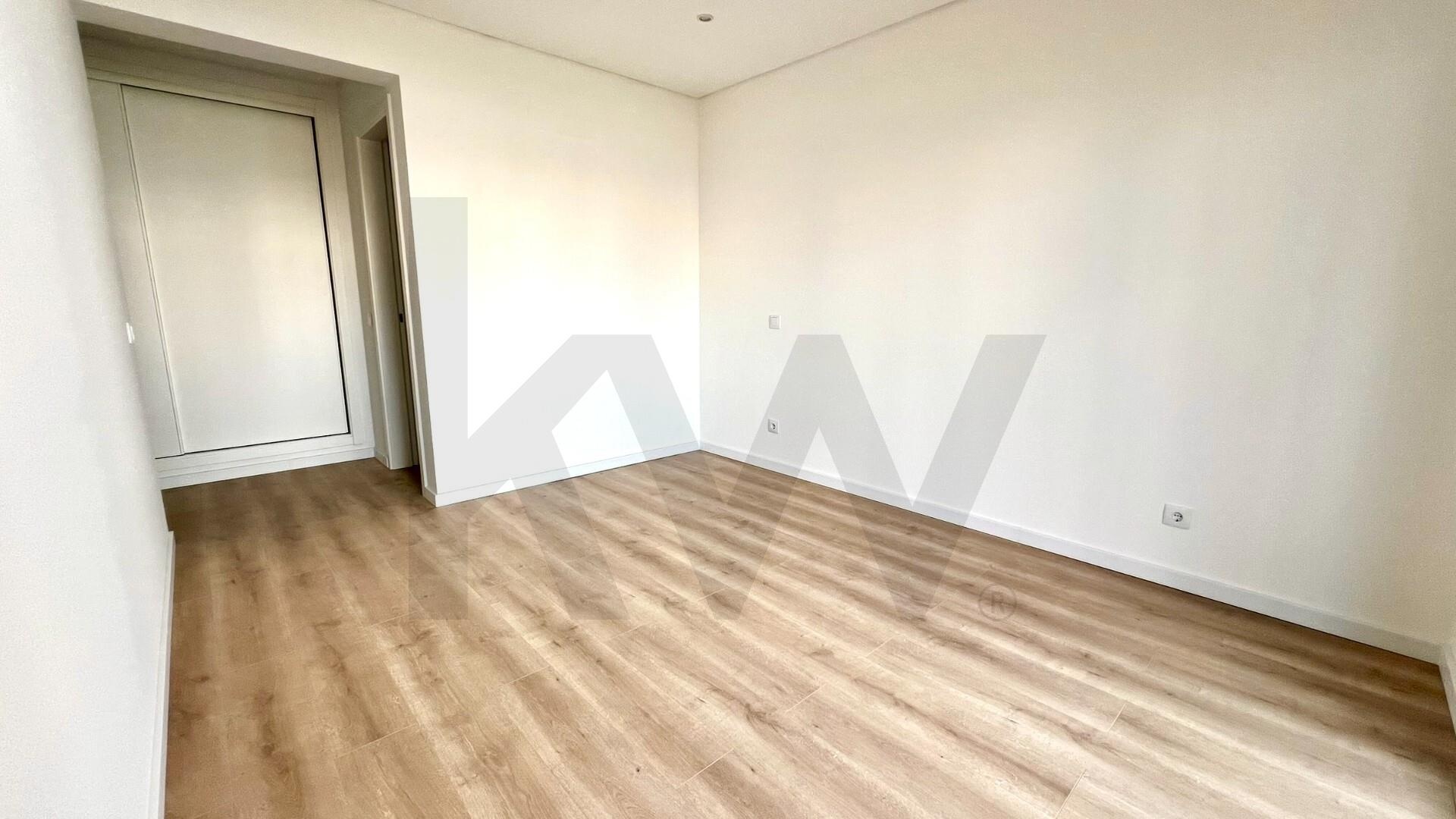 Apartamento T3 à Venda em Praia da Rocha - Portugal - 7