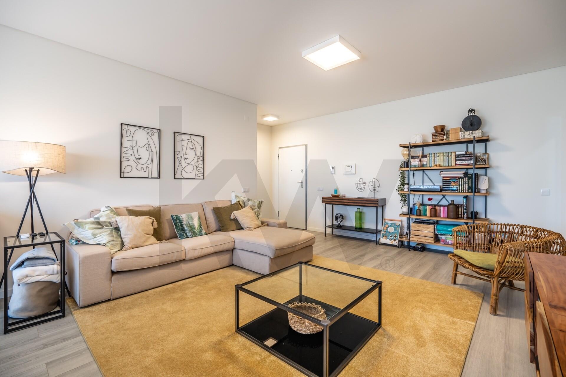 Apartamento T3 à Venda em Praia da Rocha - Portugal - 4