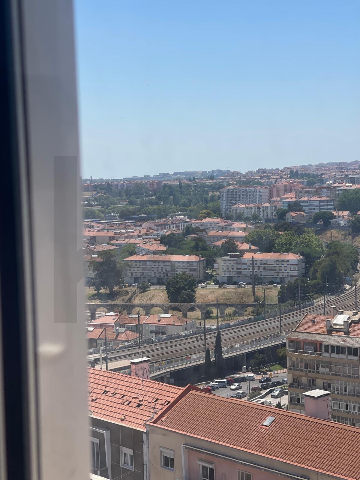 3 Bedroom Home for Sale in Queluz - Lisbon - Portugal - 8