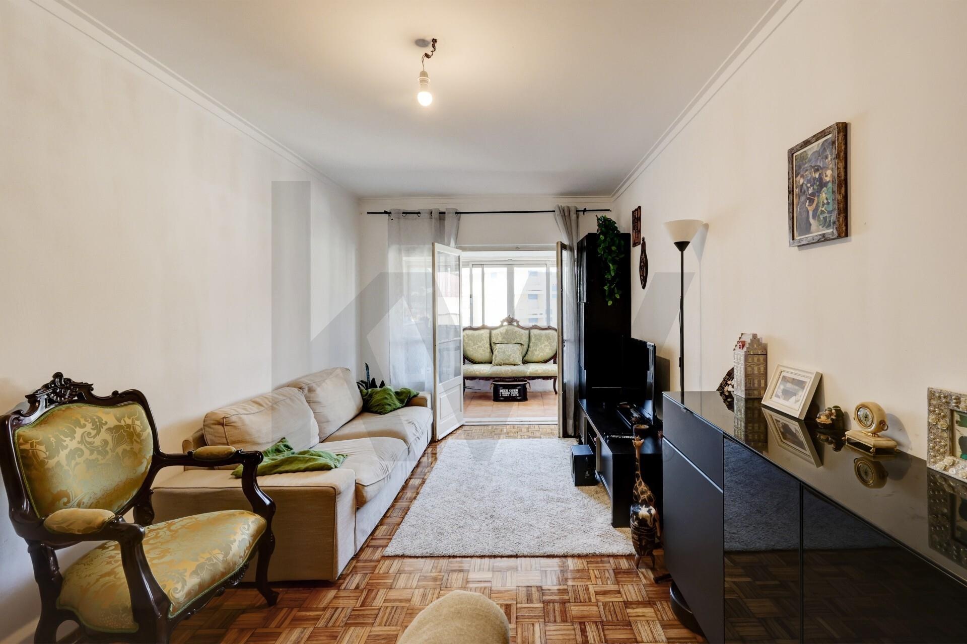 3 Bedroom Home for Sale in Queluz - Lisbon - Portugal - 2
