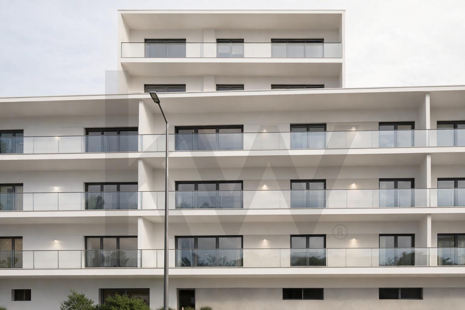 Apartamento T3 à Venda em Ramada - Lisboa - Portugal - 1