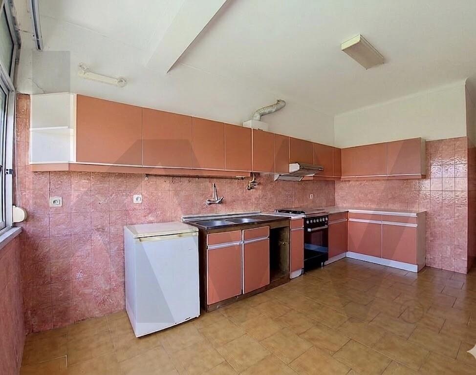 Apartamento T3 à Venda em Santarém - Portugal - 2