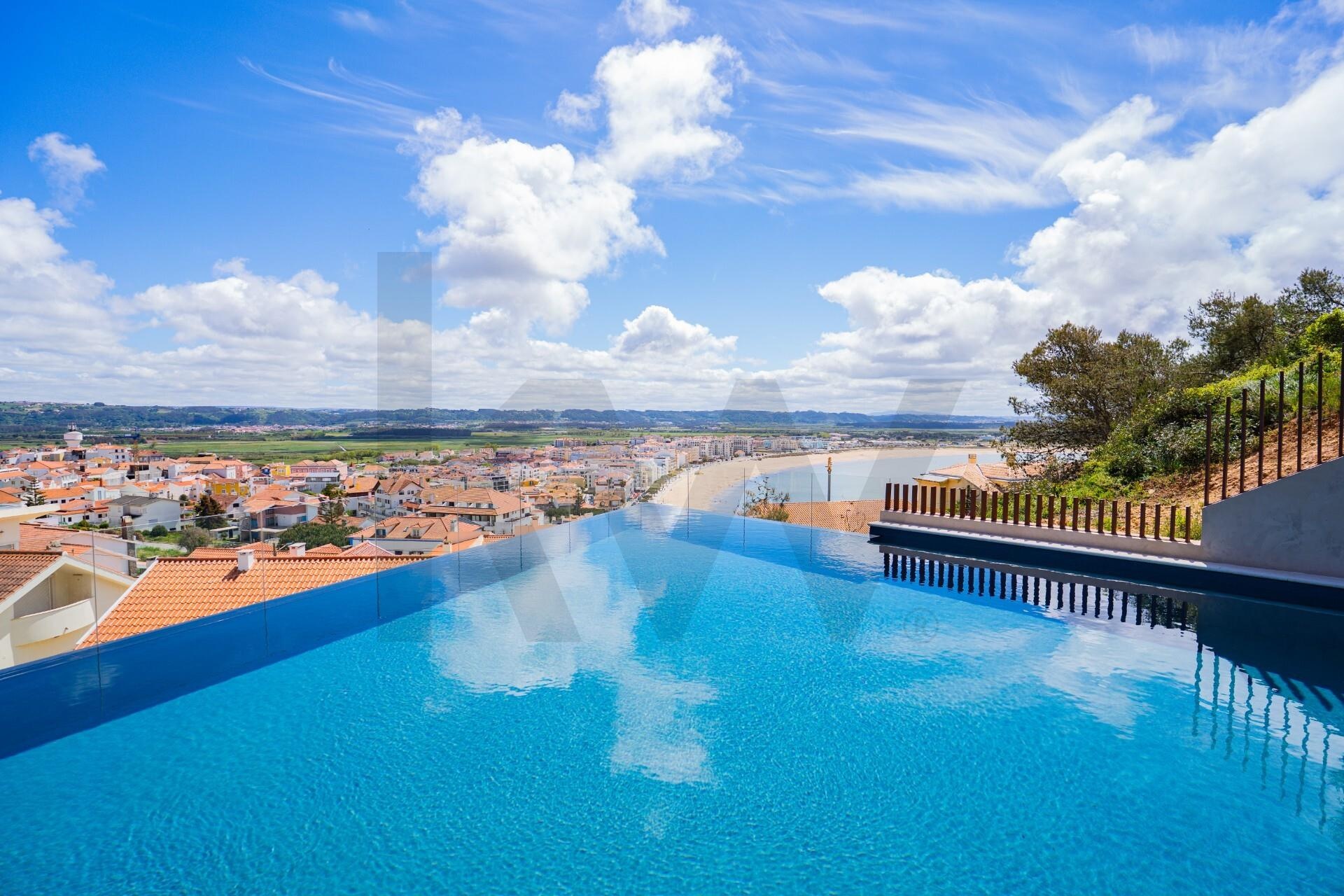 Apartamento T3 à Venda em São Martinho Do Porto - Leiria - Portugal - 1