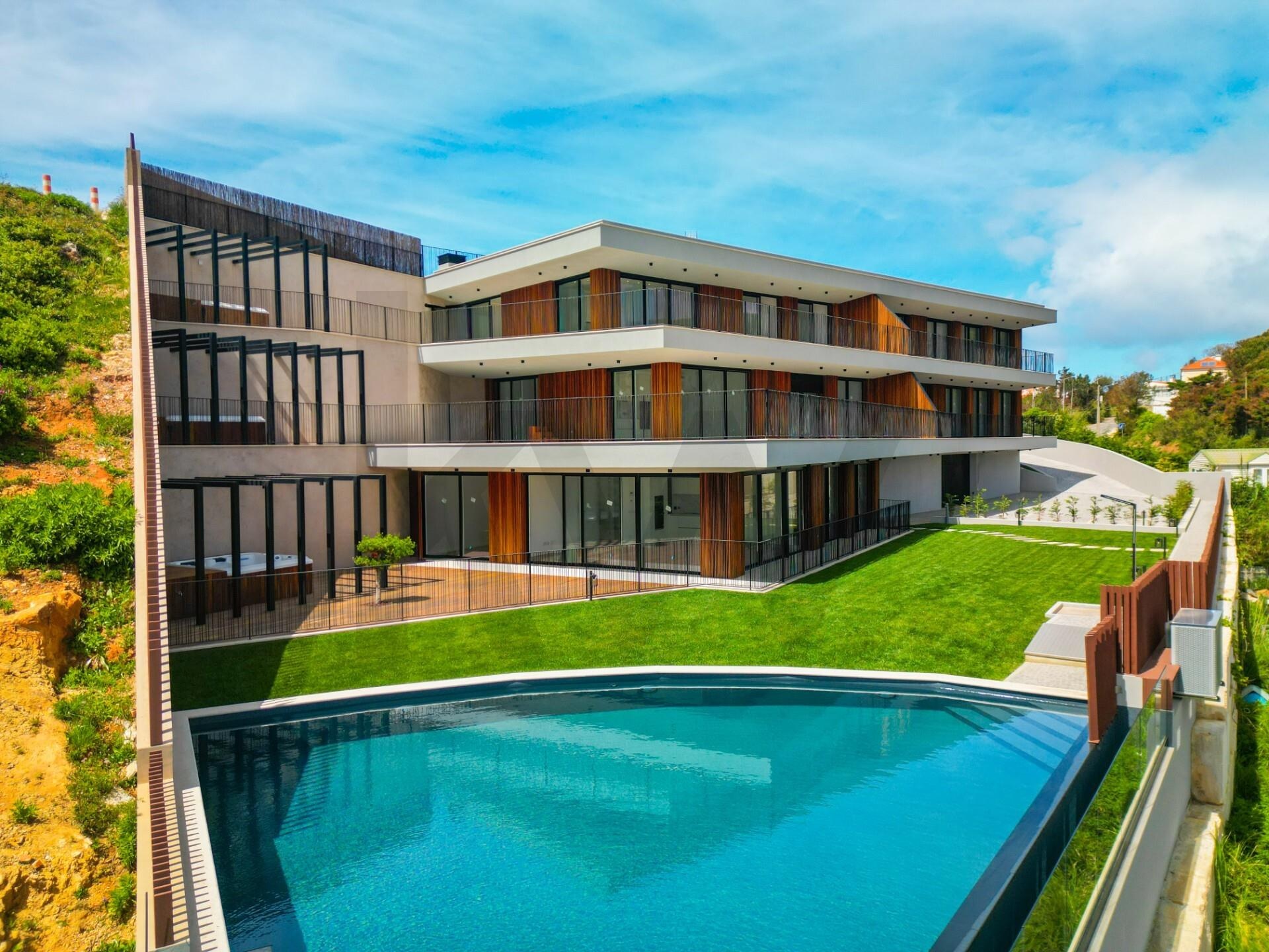 Apartamento T3 à Venda em São Martinho Do Porto - Leiria - Portugal - 3