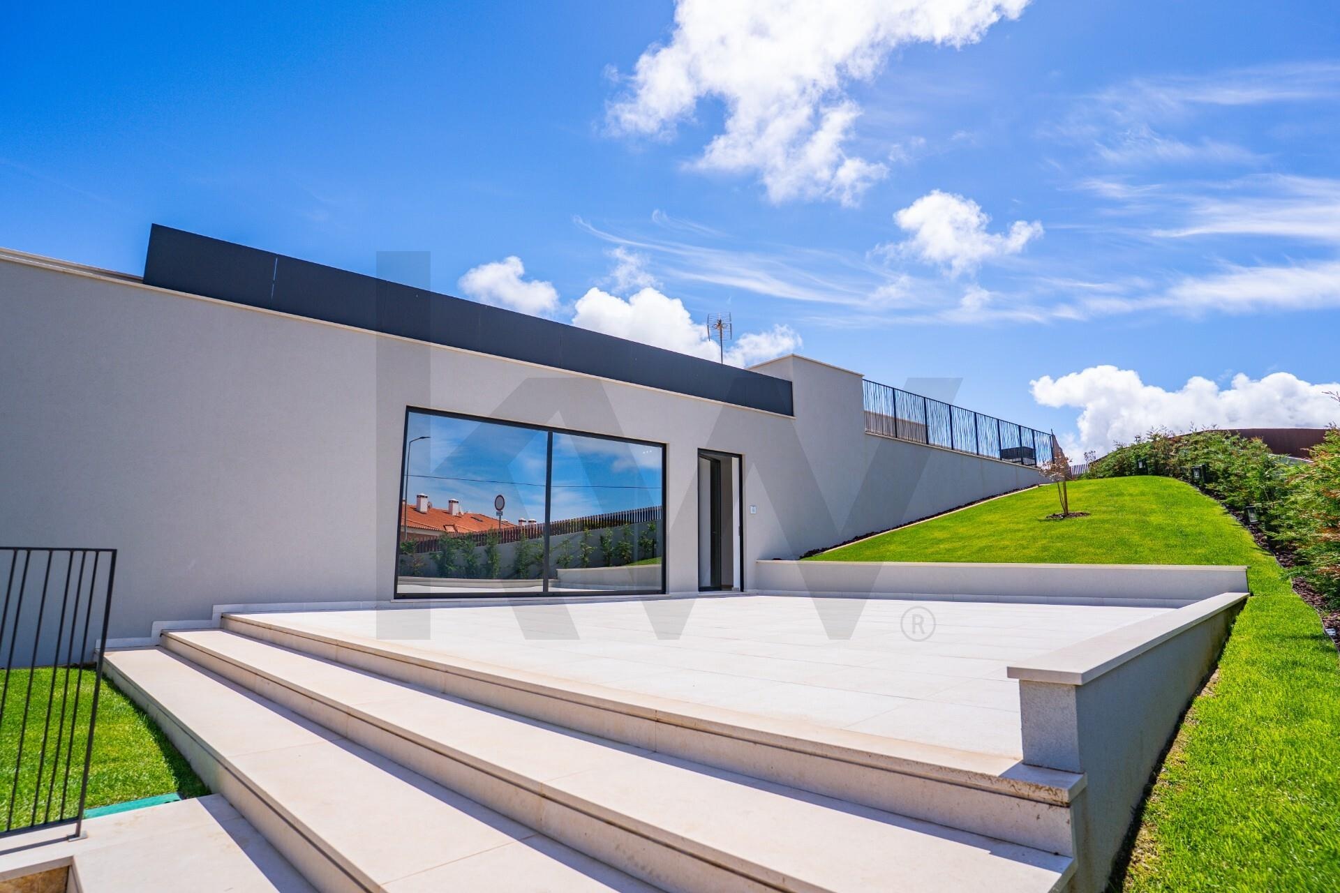 Apartamento T3 à Venda em São Martinho Do Porto - Leiria - Portugal - 5