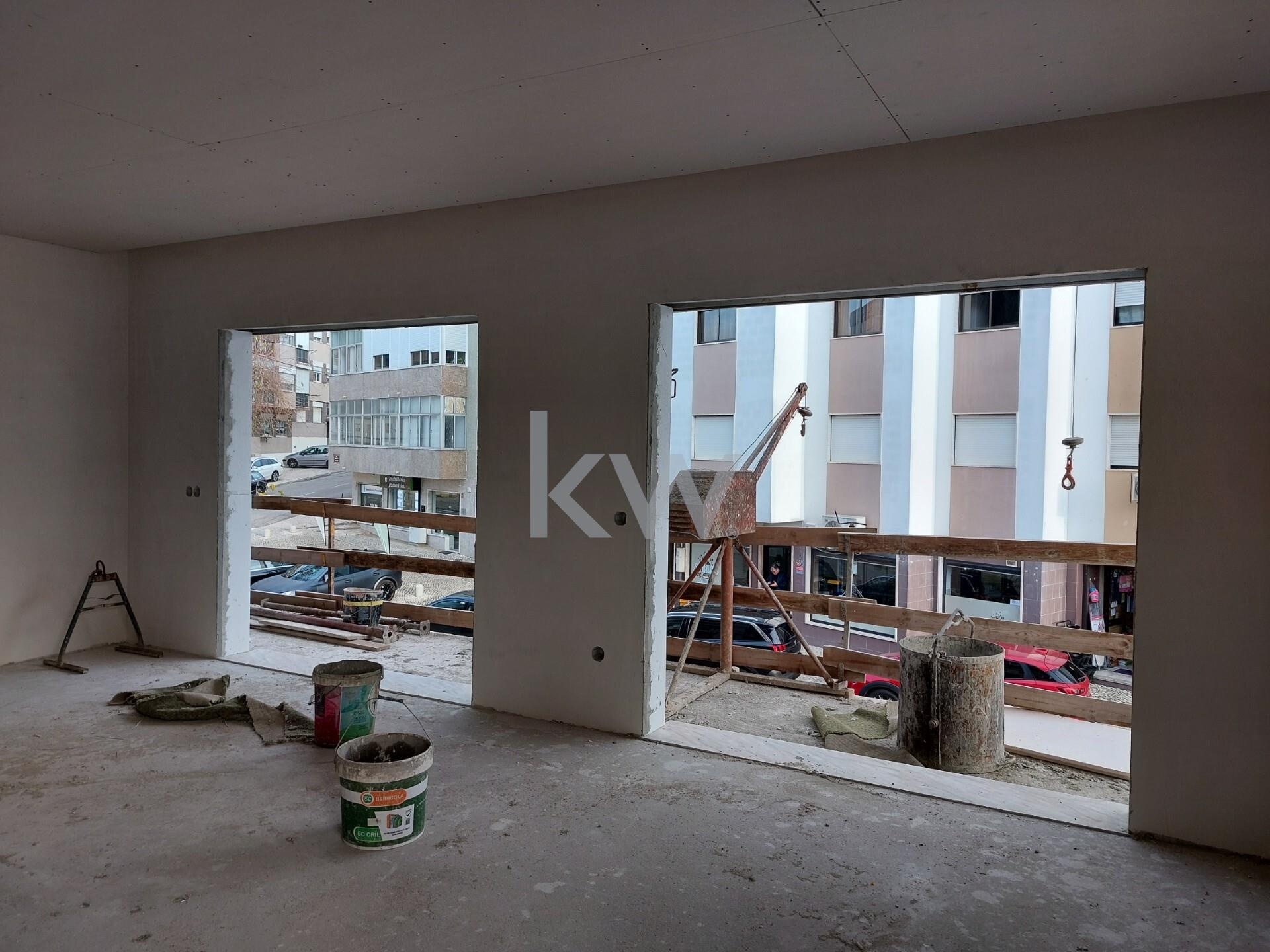 Apartamento T3 na Planta à Venda em Seixal - Portugal - 4